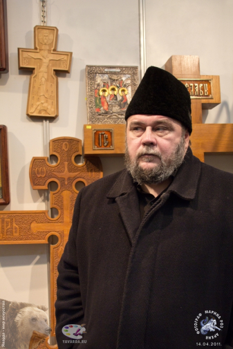Руководитель православной мастерской `Воздвижение` Демиденко Владимир Никитич. Фотограф Марина Роз.