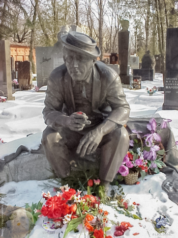Памятник Юрию Никулину. Фотограф Марина Роз.
