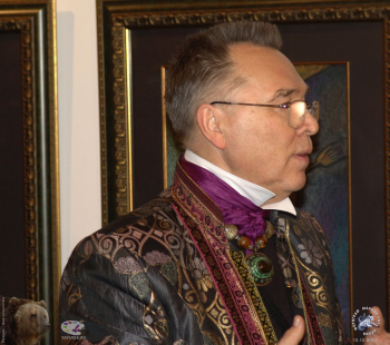 Арт Манеж 2007. Вячеслав Зайцев - советский и российский художник-модельер, живописец и график.