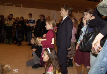 Арт Манеж 2007. Смотрим перфоманс...