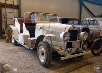 Автомобиль Ford