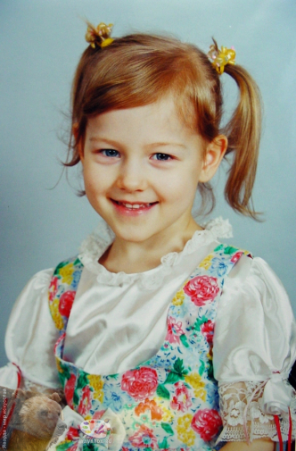 Каюмова Вика, 5 лет. Неизвестный фотограф.