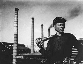 Халдей Евгений Ананьевич. Рабочий Донбасса. 1930-е.