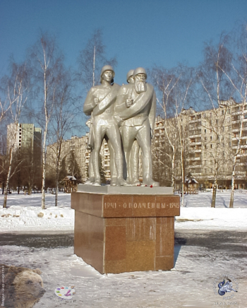 Городской памятник `Ополченцы Москвы`. Фотограф Марина Роз.