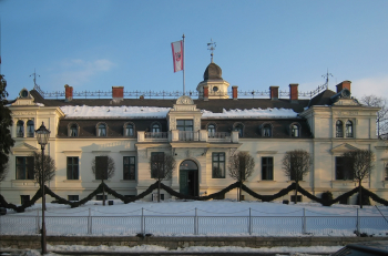 Парк Бритц в Берлине. Дворец Бритц в 2010 году