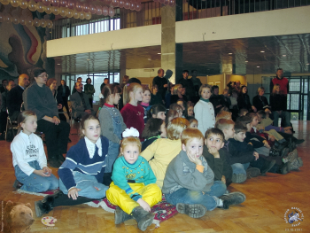 Выставка детских работ `Пушкин`, 2001.. Дети - участники выставки