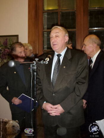 Попова и Переяславцы. 1999.. Приветственное слово на вернисаже