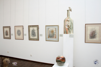 Рена Цузмер. Импровизации.. Выставочные экспонаты
