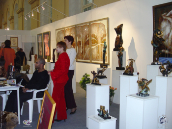 Арт-Манеж 2003. Посетители ярмарки и экспонаты