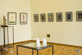 Савельева Любовь Ивановна. 2009.. Графические работы на стене зала