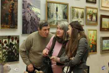 Арт Салон `Процесс`, 2013. Обсуждение картин