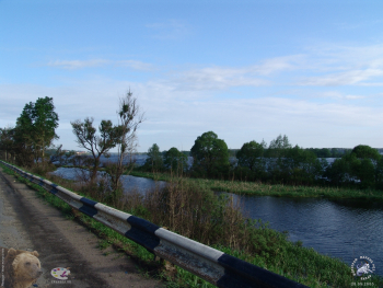 Городня на Волге. Волга. Вид с дороги. Вдалеке село Городня.