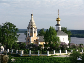 Городня на Волге. Церковь Рождества Пресвятой Богородицы. Вид в сторону Волги.