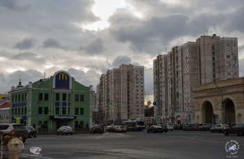 Макдональдс. Вид с Большой Ордынки. Январский вечер. Фотограф Марина Роз.