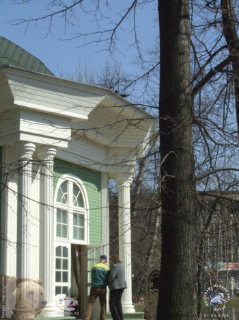 Павильон в Екатерининском парке. Фотограф Марина Роз.