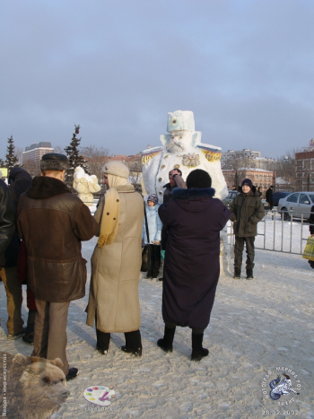 Снежный праздник. Фотосъёмка у снежного генерала