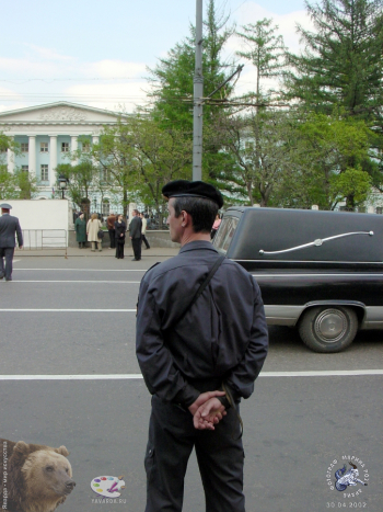 Место тщательно охраняется. Фотограф Марина Роз.