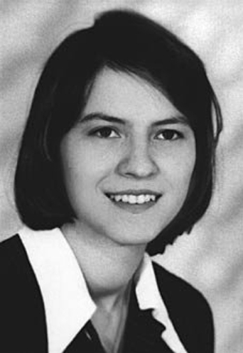 Анна-Элизабет Михель (Anna Elisabeth Michel) или Аннелиза Михель (Anneliese Michel). Неизвестный фотограф.