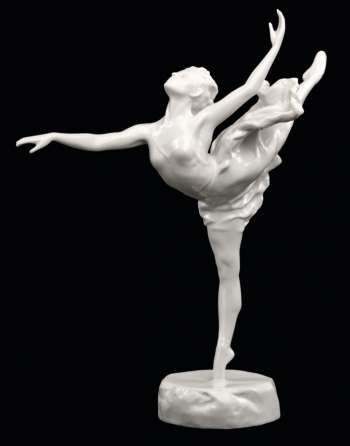 Янсон-Манизер Елена Александровна. Балерина. Фарфор. 41х17,8х36,8. 1947. Собрание Юрия Трайсмана.