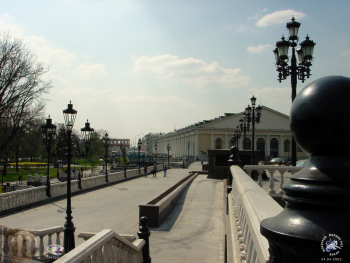 Манежная площадь и Манеж. Фотограф Марина Роз.