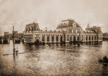 Саратовский вокзал. Наводнение 1908 года. Неизвестный фотограф.