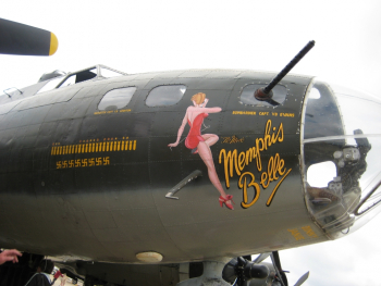 Нос Мемфисской красотки (Memphis Belle). Неизвестный фотограф.