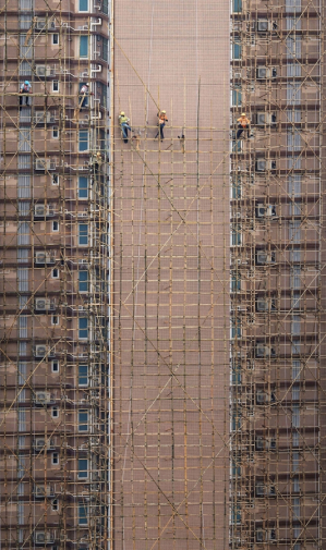 Роман Жак-Лагрез. Рабочие на строительных лесах