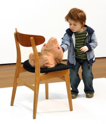 Патриция Пиччинини. Doubting Thomas. Общий вид. Пластик. 2008. Частное собрание.