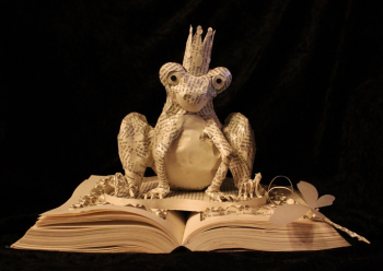 Джоди Харви-Браун. Король лягушек. Резная книга.