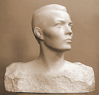 Таратынов Михаил Васильевич. Портрет С.Н.Юманковой. Гипс. 1961. Чувашский государственный художественный музей.