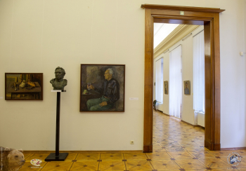 Выставка `Отец и сын Переяславцы. Живопись, скульптура`. Залы выставки