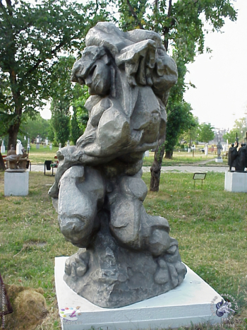 Абакумцев Николай Ильич. Воля. Кованый алюминий. 1971. Парк скульптур `Музеон` в Москве. Фотограф Марина Роз.
