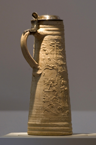 Керамическая пивная кружка. 1575. Частное собрание. Неизвестный фотограф.