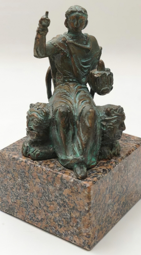 Черноглазов Игорь Алексеевич. Всеволод, эскиз памятника. Бронза, гранит. 26х19,1х19,1. 2007. Государственный Владимиро-Суздальский историко-архитектурный и художественный музей-заповедник.