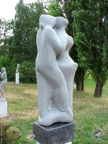 Танец с куклой