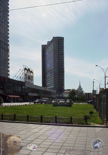 Улица Новый Арбат в Москве. Улица Новый Арбат. Дома-книжки №19 и №21.