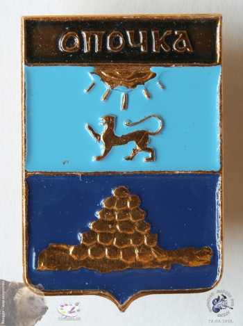 Значок `Опочка`. Щит-герб города
