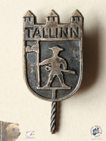 Значок `Tallinn` (Таллин). Флюгер `Старый Тоомас`