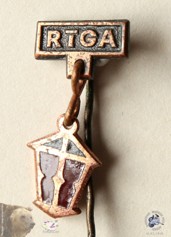 Значок с колодкой `Riga` (Рига). Фонарь.