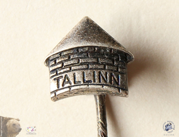 Значок `Tallinn`. Крыша башни `Кик-ин-де-Кёк`.