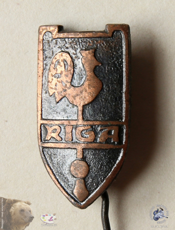 Значок `Riga` (Рига). Рижский петух - символ города.