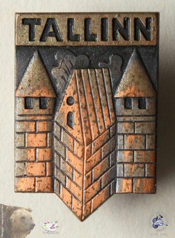 Значок `Tallinn` (Таллин). Башни старого города (Городская стена)