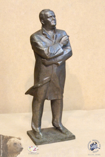 Седов Михаил Родионович. Королёв. Сплав. h-27. 1989. Собрание семьи скульптора.