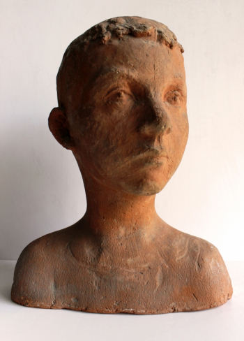 Каплянский Борис Евсеевич. Портрет мальчика. Шамот. 36х29х21. 1969. Государственный музей городской скульптуры.