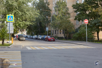 Малый Строченовский на пересечении с Большой Пионерской улицей. Фотограф Марина Роз.