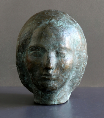Игнатьев Александр Михайлович. Светлана. Бронза. 31,6х24,4х28,8. 1970-е. Нижнетагильский музей изобразительных искусств.