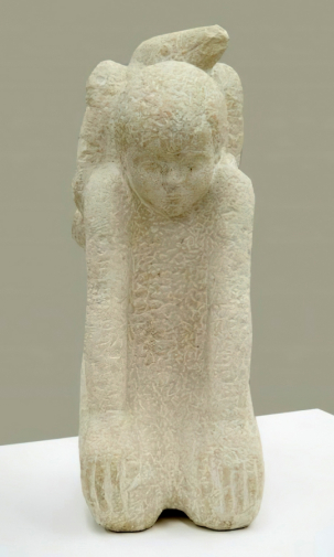 Ельчанинова Людмила Александровна. Мальчик с птицей. Камень. 27х34,5х60. 1990. Калининградский областной музей изобразительных искусств.
