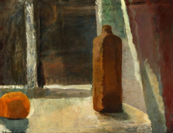 Юлиана Свейнсдоттир. Натюрморт с бутылкой и апельсином. Холст, масло. 50х66. Частная коллекция.