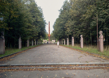 Аллея Героев. Мемориал `Красная Талка`. Иваново. Сталь. Фотограф Pericluss.