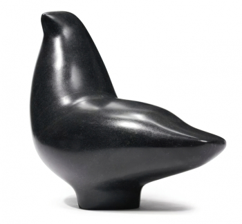 Марина Нуньес дель Прадо. Птица. Базальт. 28,8х33,3х17,7. 1963. Частная коллекция.